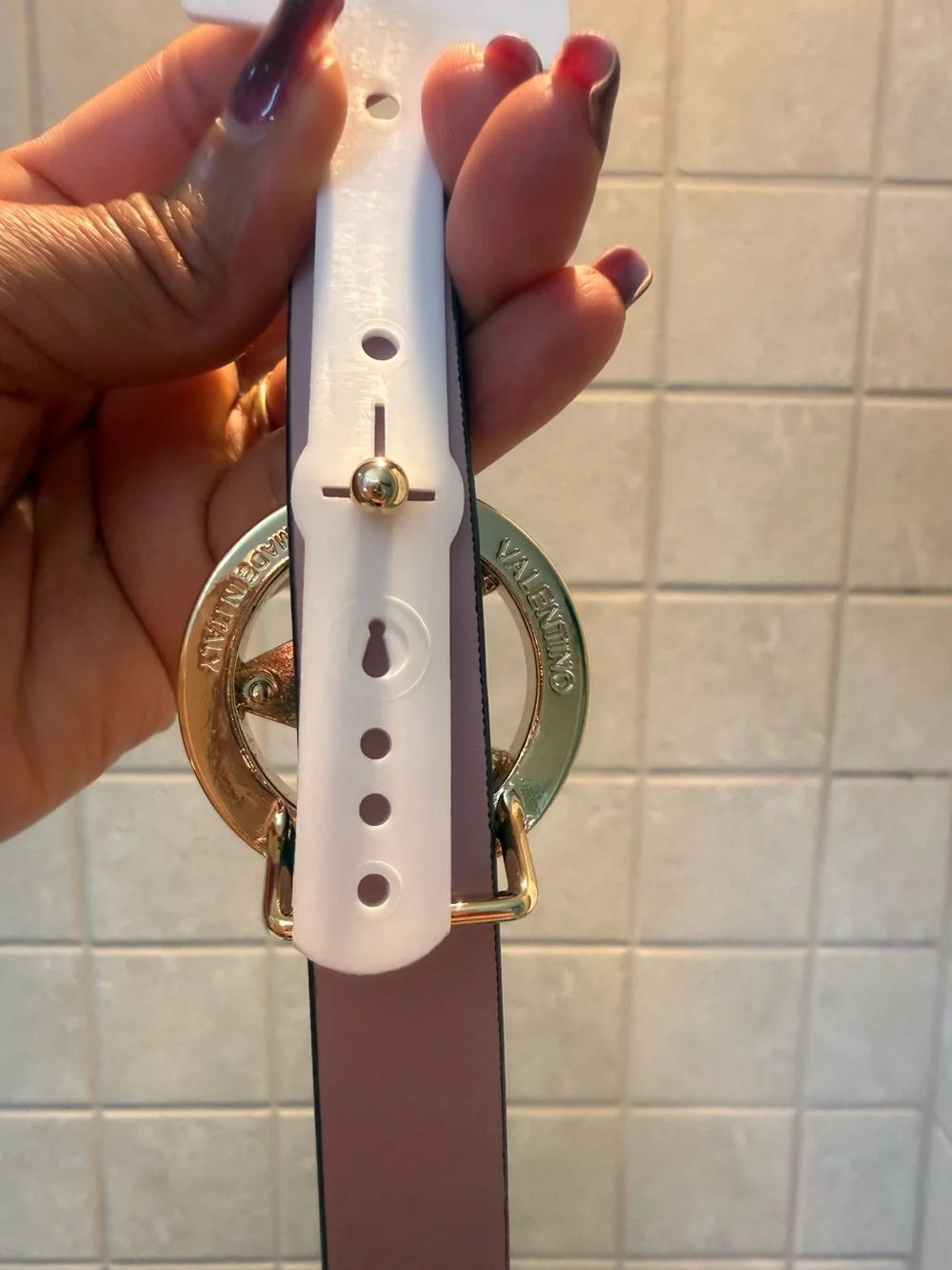 Valentino by Mario Valentino Lavender Leather Belt, Gold Logo Buckle, NWT Size L MARIO VALENTINO SLIM LEATHER LAVENDER LOGO BELT SIZE LARGE +  main image 4